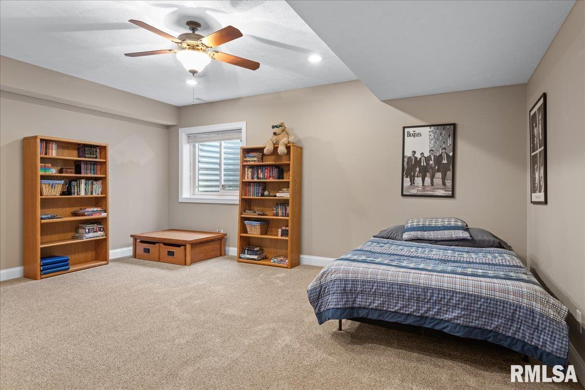 1705 Interlacken Road Springfield, IL 62704 - Photo 27 of 47