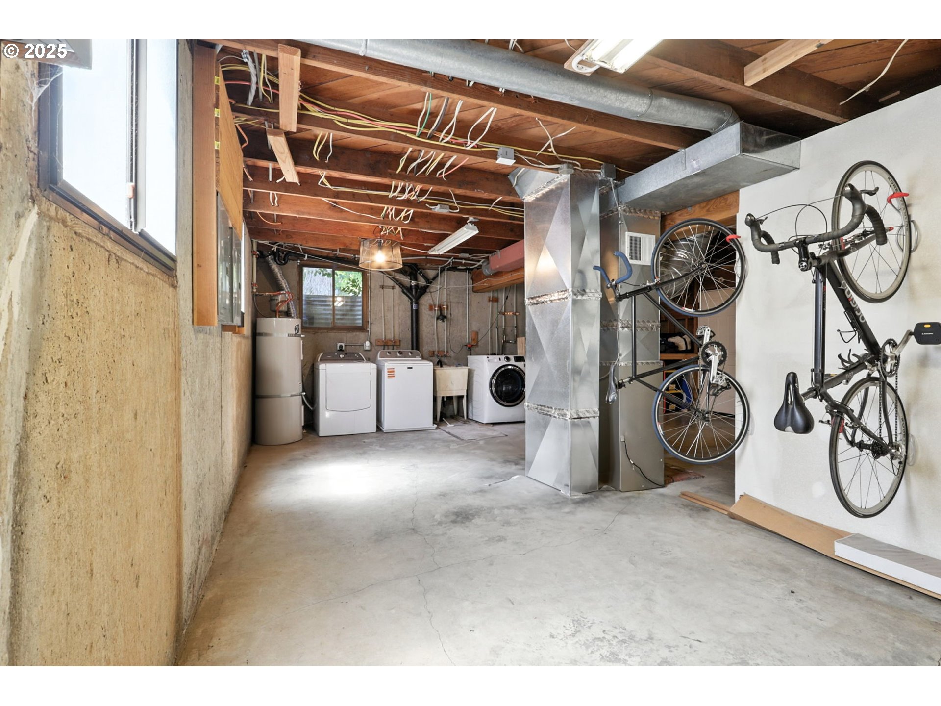 4480 Southwest Pasadena Street Portland, OR 97219 - Photo 21 of 41 Gallery Image 21