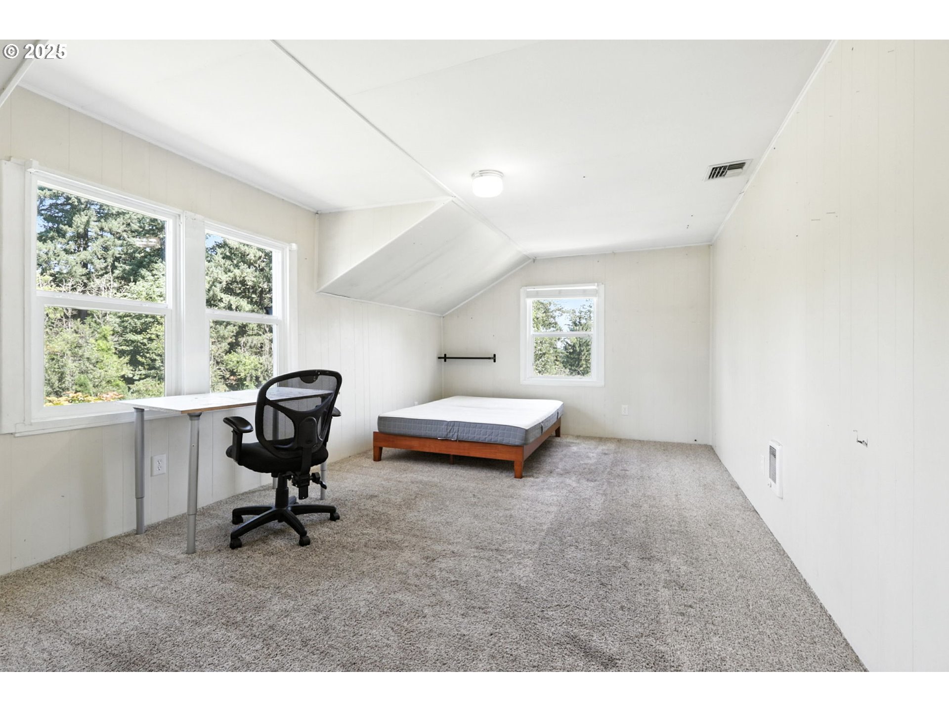 4480 Southwest Pasadena Street Portland, OR 97219 - Photo 25 of 41 Gallery Image 25