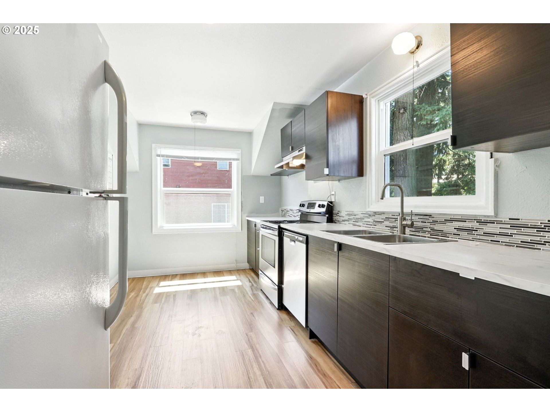 4480 Southwest Pasadena Street Portland, OR 97219 - Photo 29 of 41 Gallery Image 29