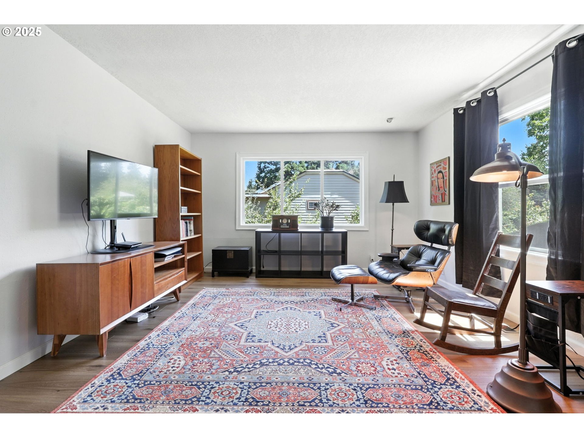 4480 Southwest Pasadena Street Portland, OR 97219 - Photo 9 of 41 Gallery Image 9