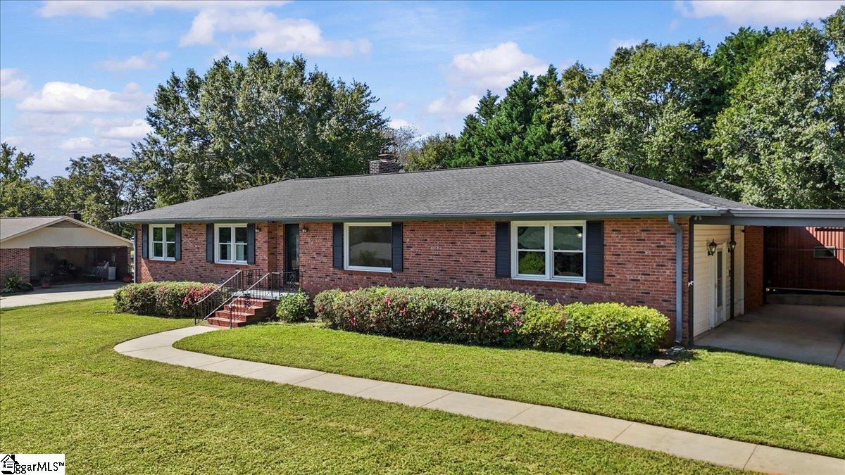 104 Pine Tree Lane Anderson, SC 29625 - Photo 1 of 46
