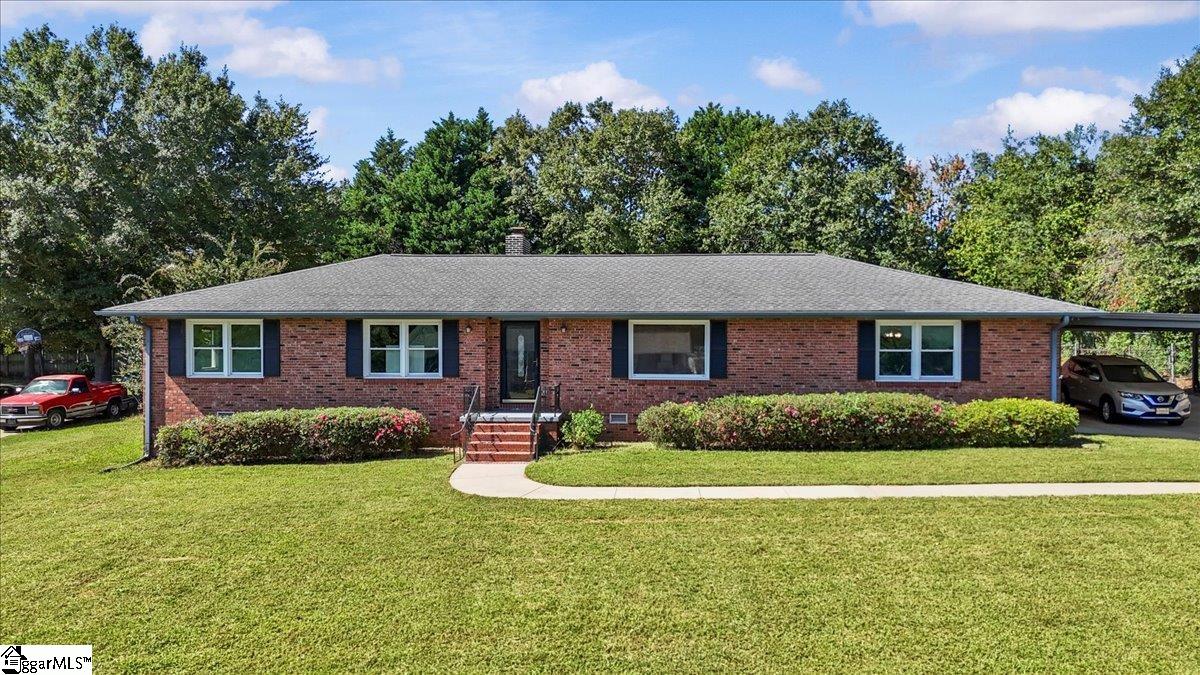104 Pine Tree Lane Anderson, SC 29625 - Photo 3 of 46