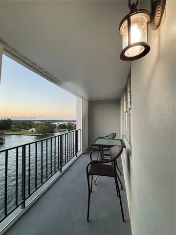 $2,000 | 1400 South Ocean Drive, Unit 805, Hollywood, FL 33019