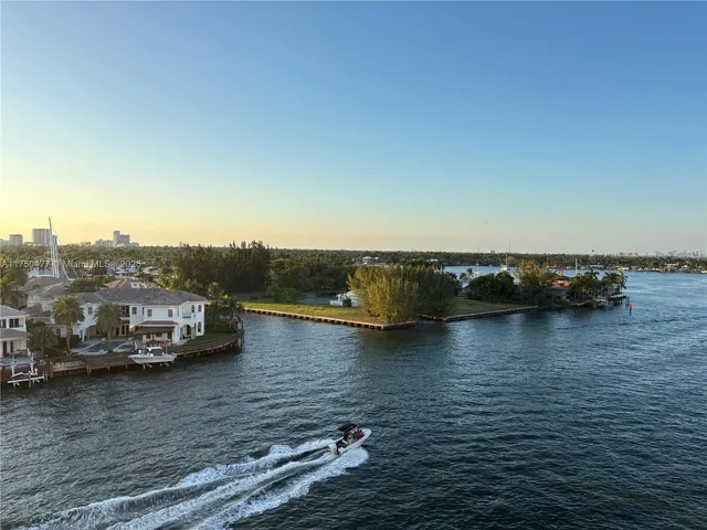 $2,000 | 1400 South Ocean Drive, Unit 805, Hollywood, FL 33019