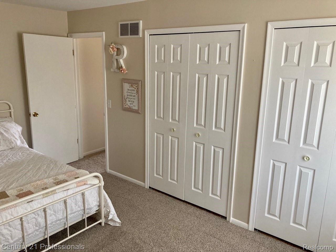 5495 Copley Square Road Grand Blanc, MI 48439 - Photo 25 of 35 IMG_0099.jpg