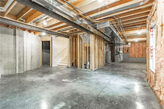 $550,000 | 7360 Northwest Clore Drive, Parkville, MO 64152