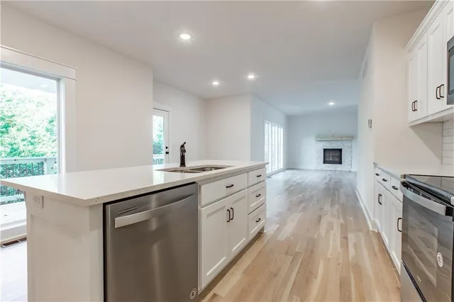 $550,000 | 7360 Northwest Clore Drive, Parkville, MO 64152