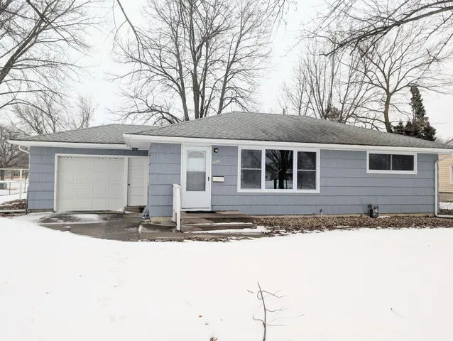 $209,000 | 1306 12th Street Northwest, Austin, MN 55912