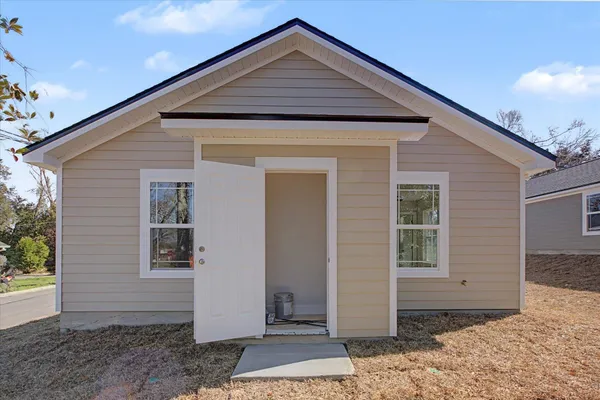 $240,000 | 2002 Pasco Street, Tallahassee, FL 32310