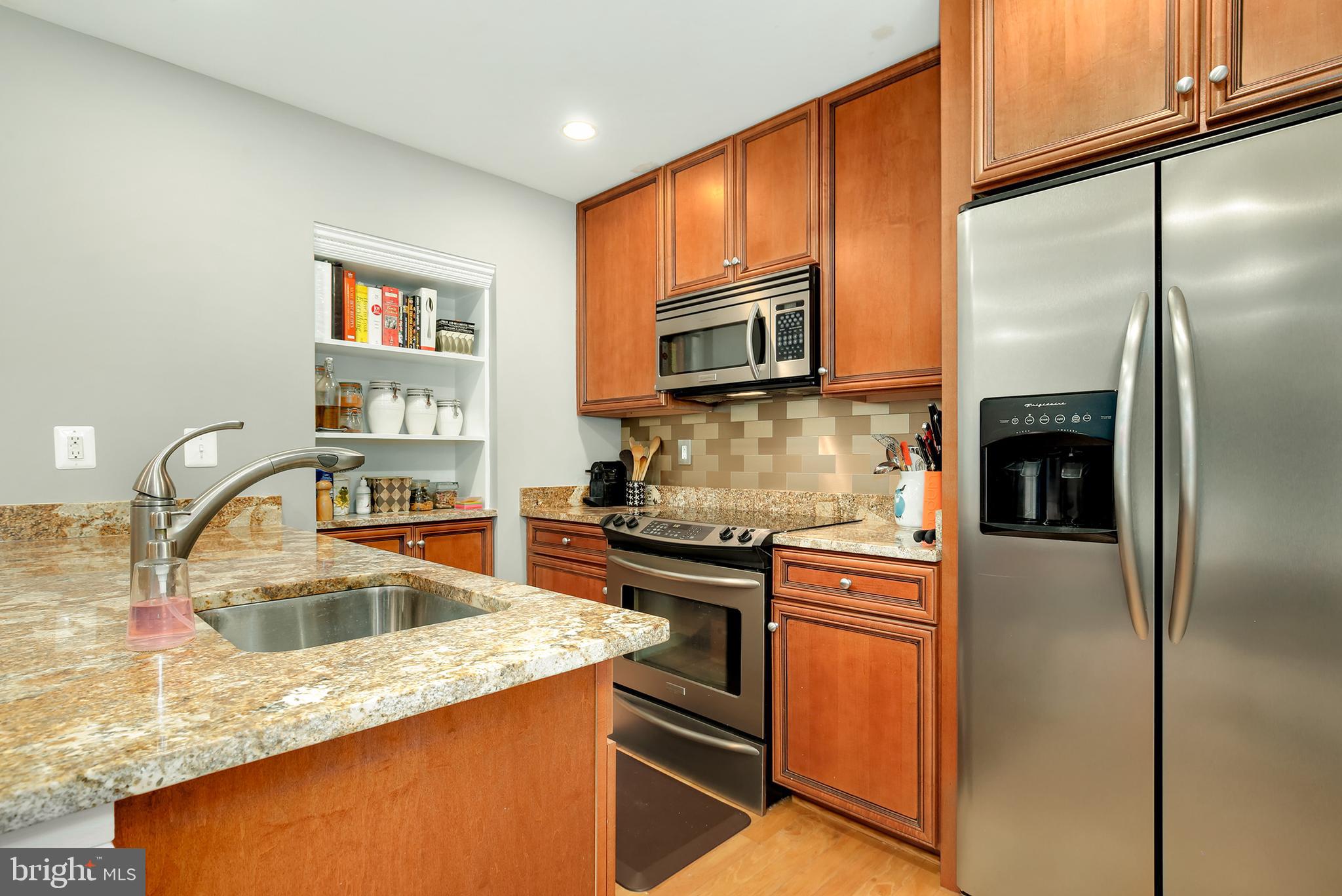 424 East Capitol Street Northeast, Unit 3 Washington, DC 20003 - Photo 12 of 27