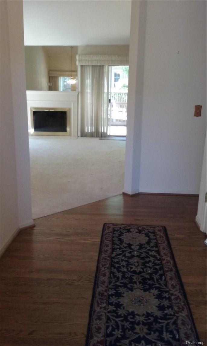 Valley Circle View From Entry Way.jpg