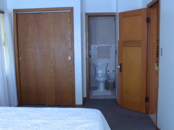 $289,900 | 6535 Powell Place, Wauwatosa, WI 53213