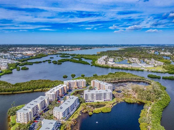 $289,000 | 6550 Shoreline Drive, Unit 7502, St. Petersburg, FL 33708