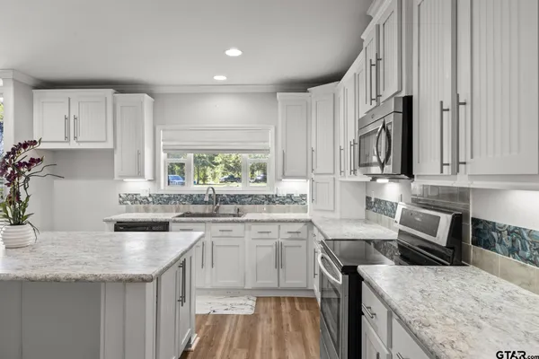 $525,000 | 905 County Road 4914, Ben Wheeler, TX 75754