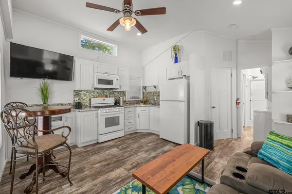 $525,000 | 905 County Road 4914, Ben Wheeler, TX 75754