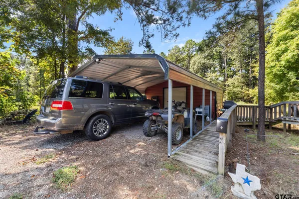 $525,000 | 905 County Road 4914, Ben Wheeler, TX 75754