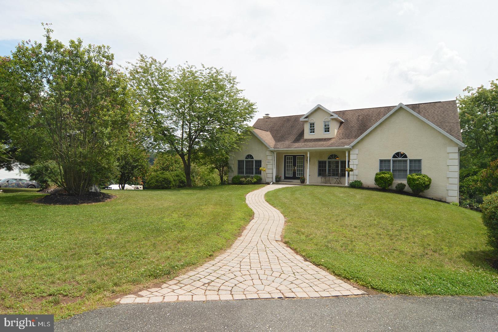 361 Golf Course Road Birdsboro, PA 19508 - Photo 4 of 71 Gallery Image 4