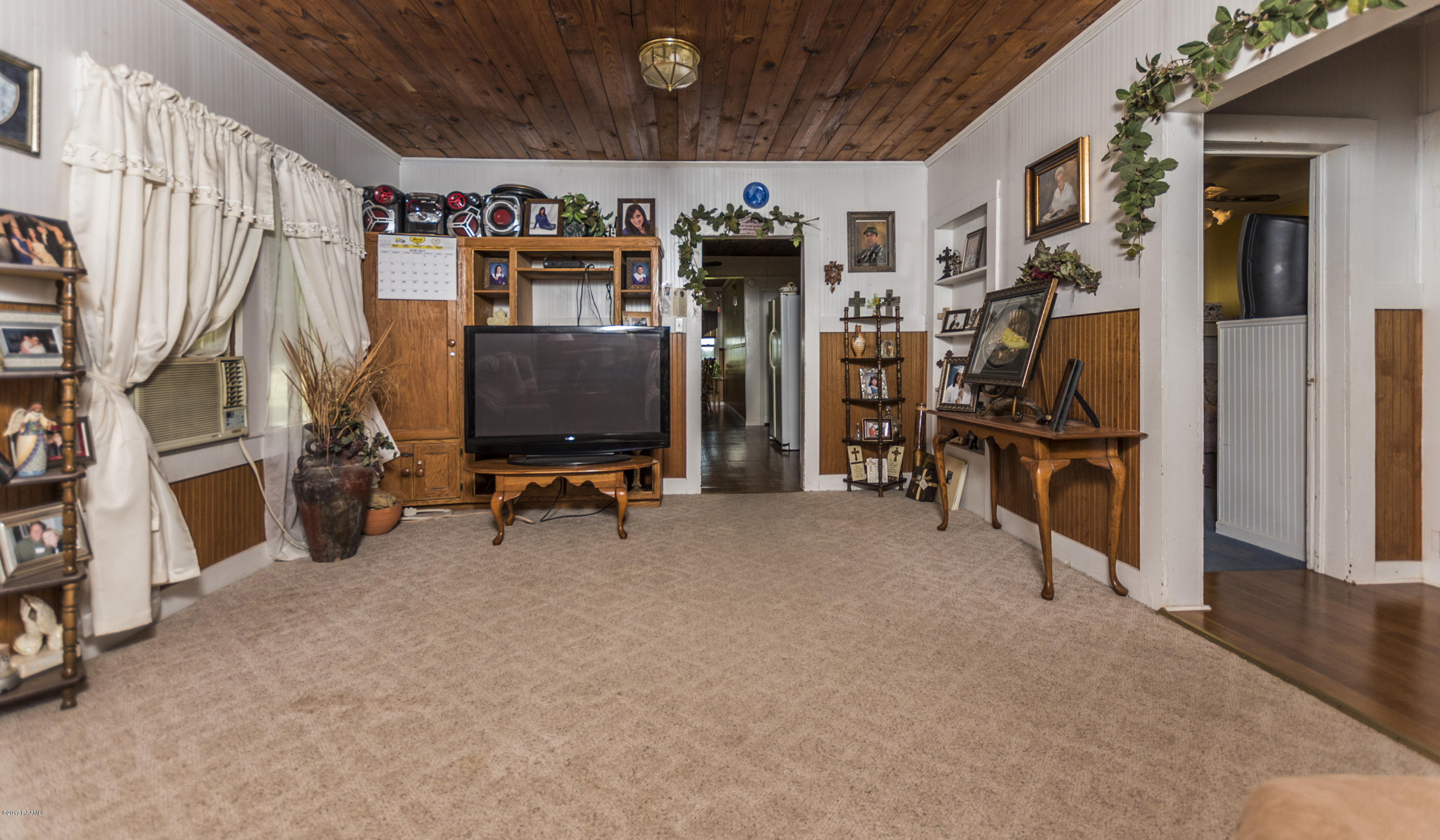 6967 Oakdale Road Mamou, LA 70554 - Photo 13 of 26 Living Room 3(7)