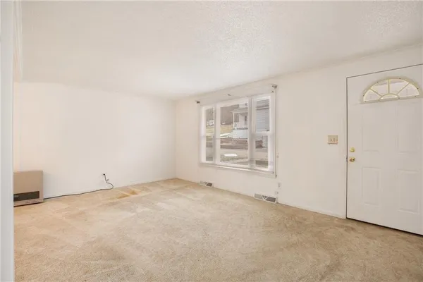 $130,000 | 365 Sugar Street, Unit 112, Hooversville, PA 15936