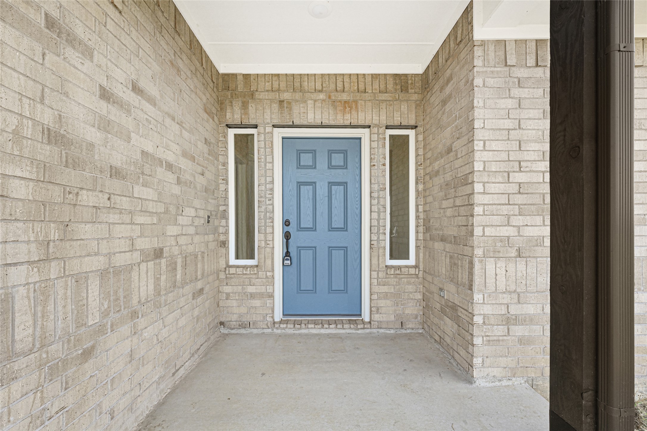2256 West Bayshore Road Anahuac, TX 77514 - Photo 13 of 34 a view of front door of house