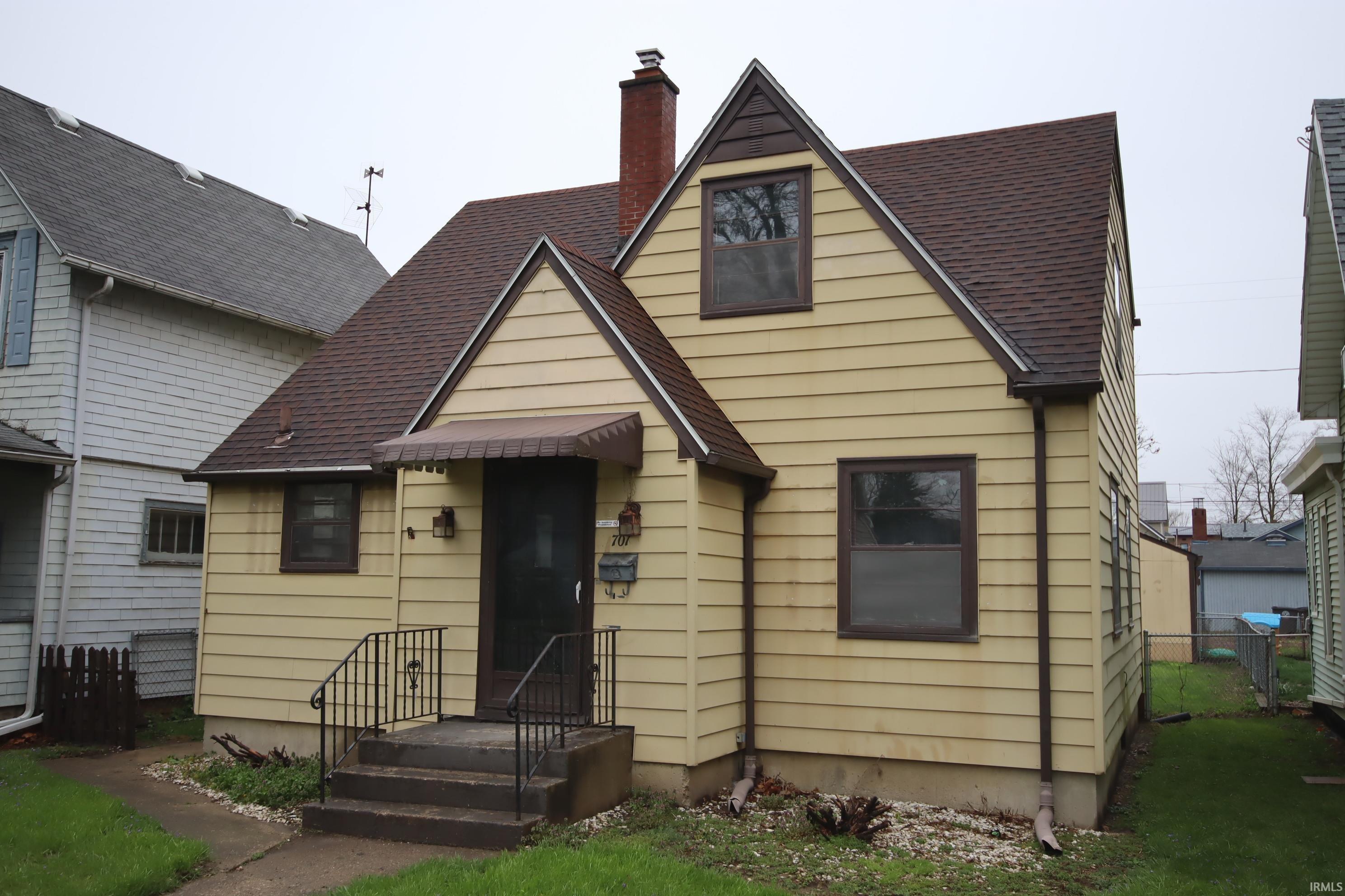 701 Riverside Avenue Fort Wayne, IN 46805 - Photo 1 of 17 Gallery Image 1