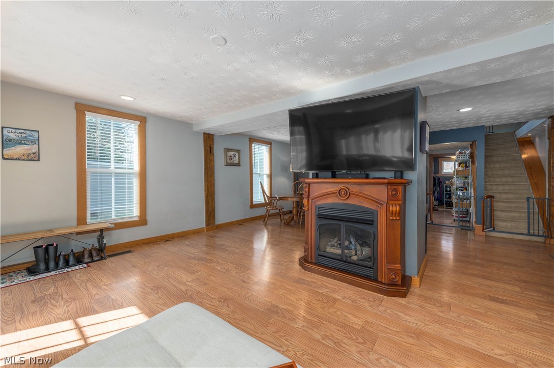686 Perry Street Vermilion, OH 44089 - Photo 9 of 49