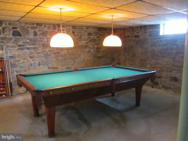 319 Snyder Road Reading, PA 19605 - Photo 13 of 17 Gallery Image 13