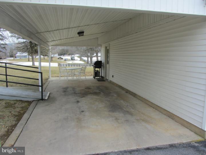 319 Snyder Road Reading, PA 19605 - Photo 6 of 17 Gallery Image 6