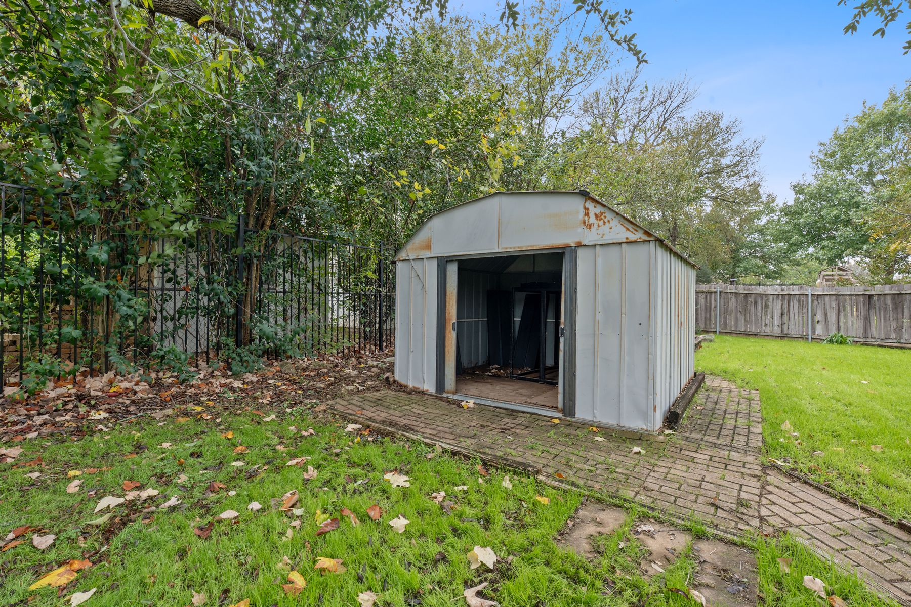 505 Meadowbrook Drive Georgetown, TX 78628 - Photo 28 of 31