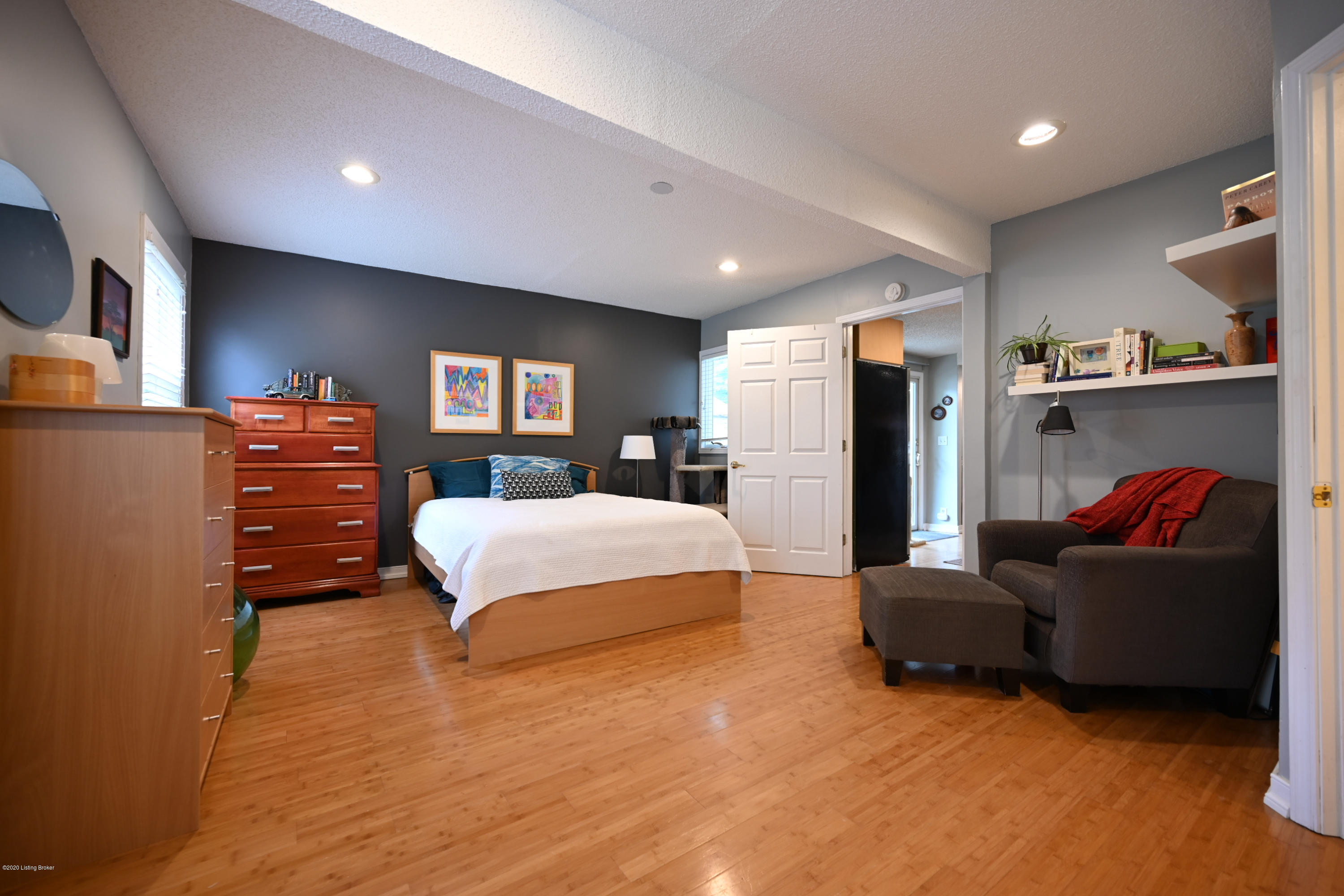3014 University Road Louisville, KY 40206 - Photo 19 of 36 Principal bedroom