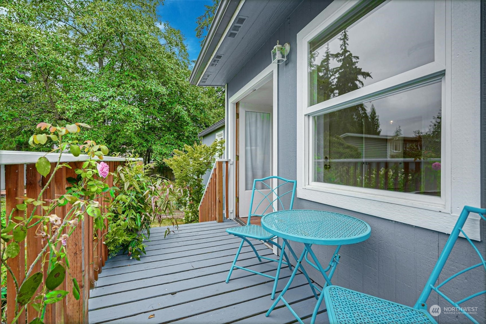 23223 Brier Road Brier, WA 98036 - Photo 19 of 30 a view of a chairs and table in the balcony