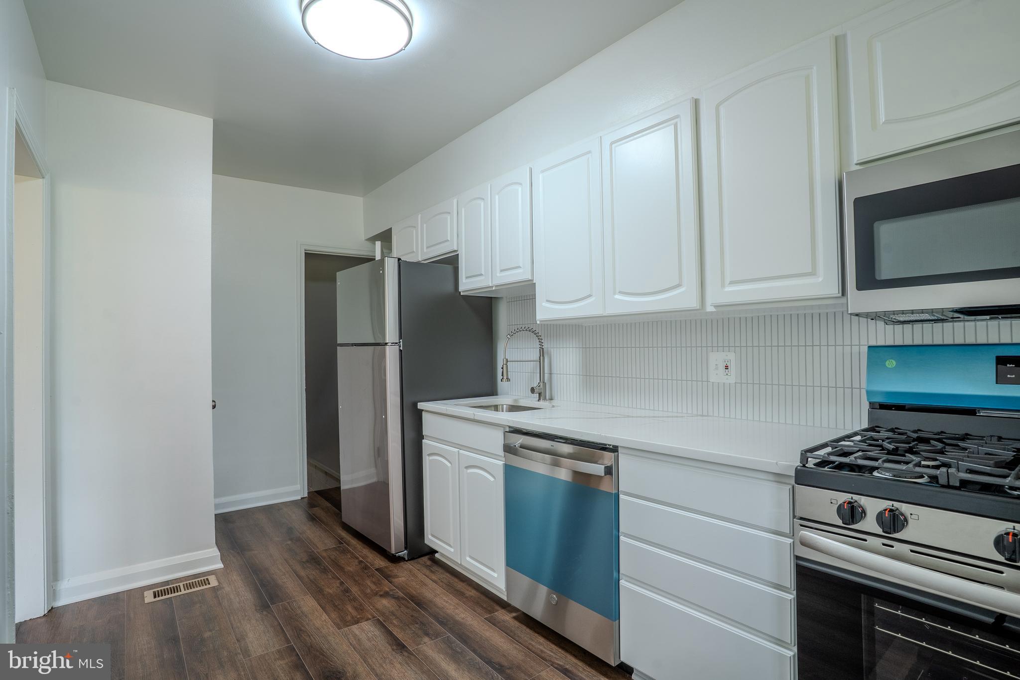 5810 Falkirk Road Baltimore, MD 21239 - Photo 7 of 28