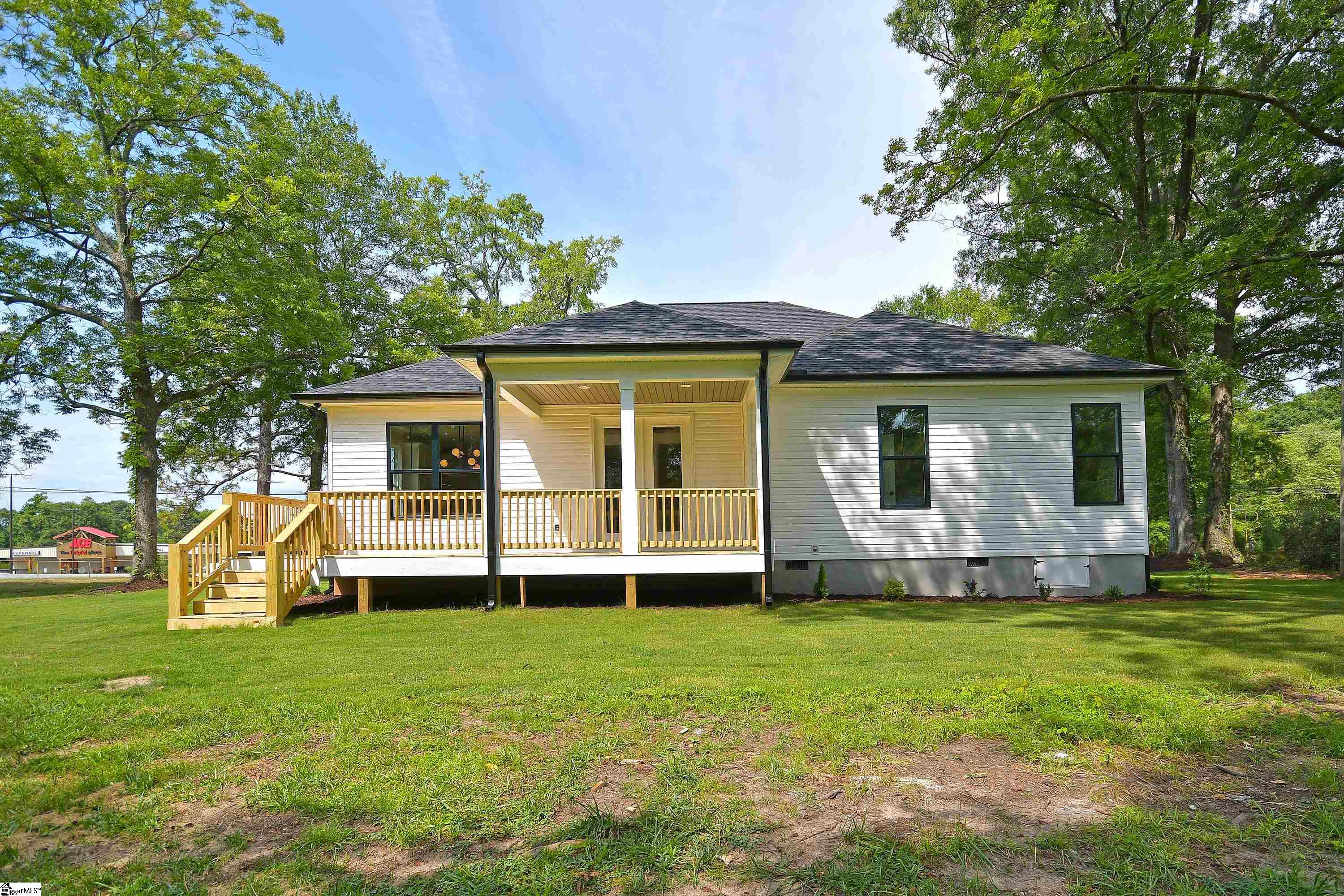 206 North Hamilton Street Williamston, SC 29697 - Photo 9 of 40