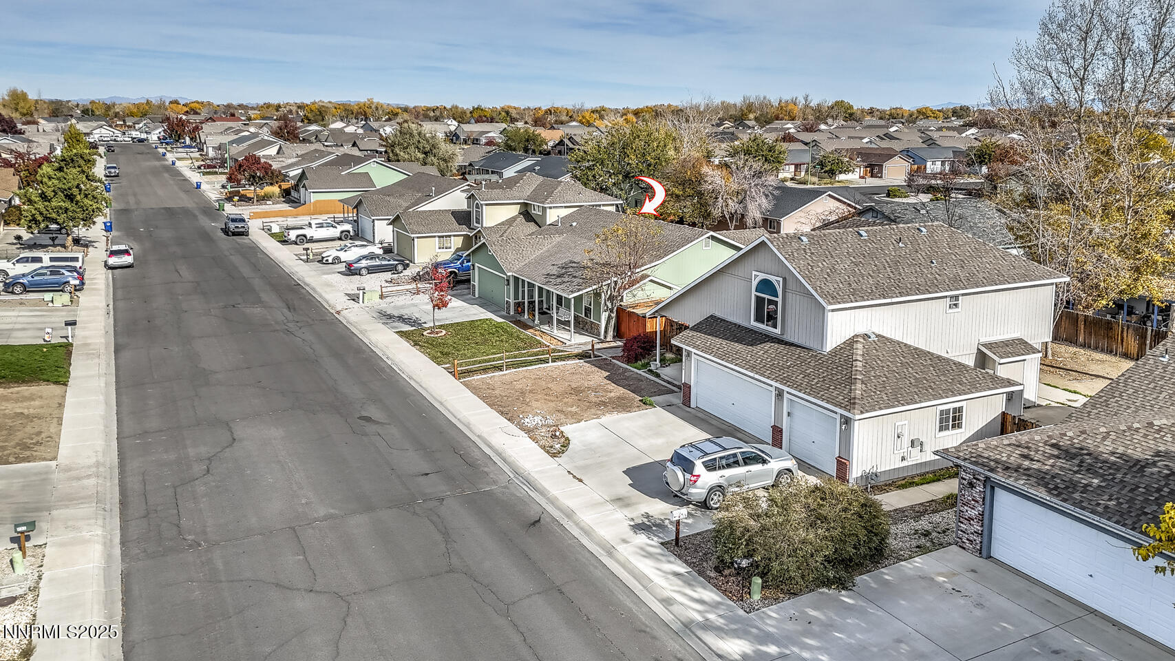 738 Noel Lane Fallon, NV 89406 - Photo 27 of 31 an aerial view of residential houses with outdoor space