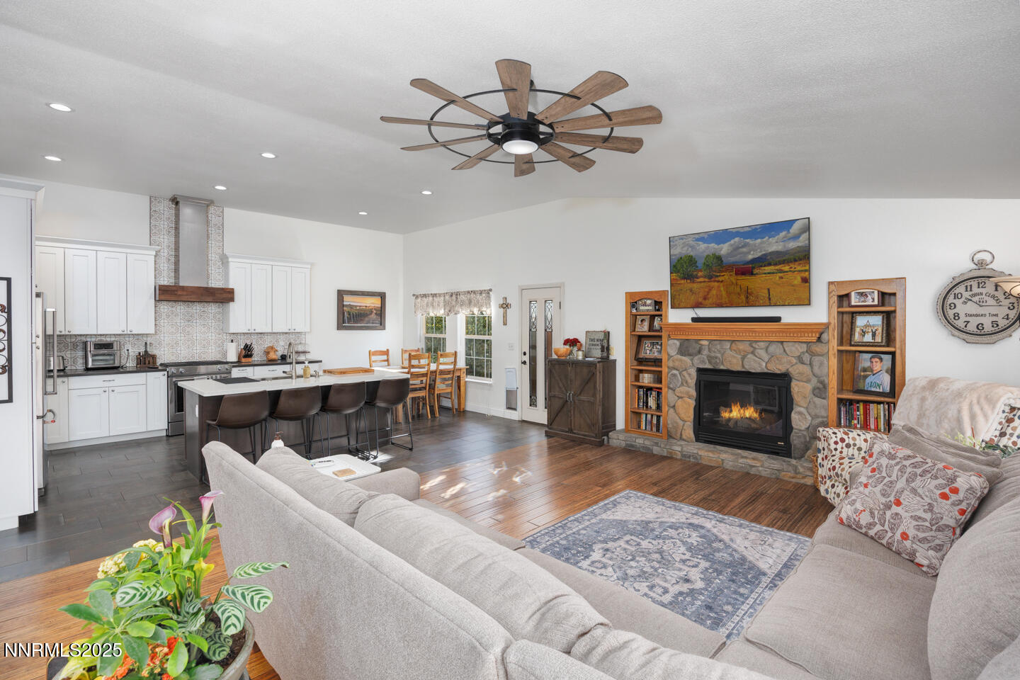 738 Noel Lane Fallon, NV 89406 - Photo 3 of 31 a living room with furniture and a fireplace