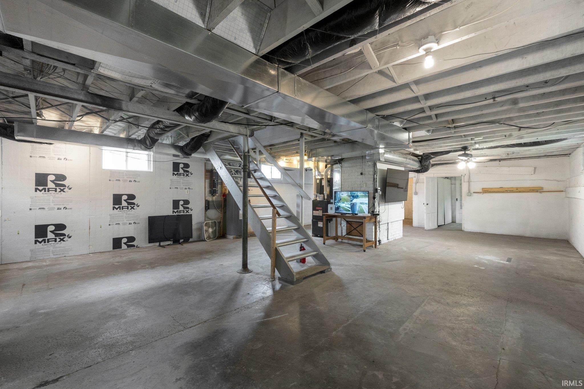 285 North Center Street Waterloo, IN 46793 - Photo 25 of 36 Gallery Image 25
