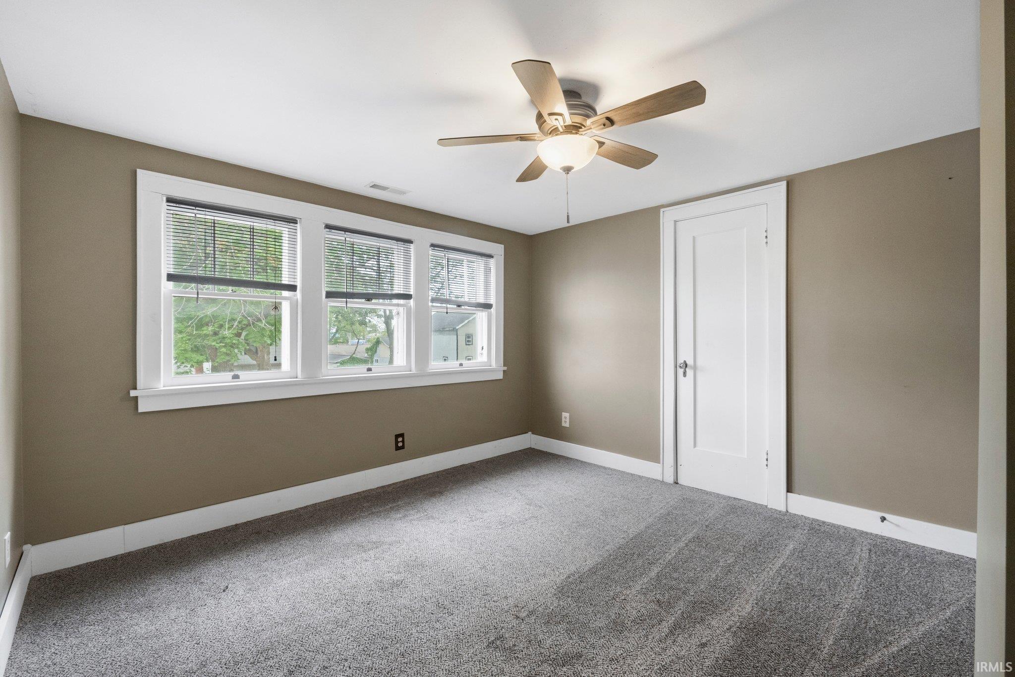 285 North Center Street Waterloo, IN 46793 - Photo 3 of 36 Gallery Image 3