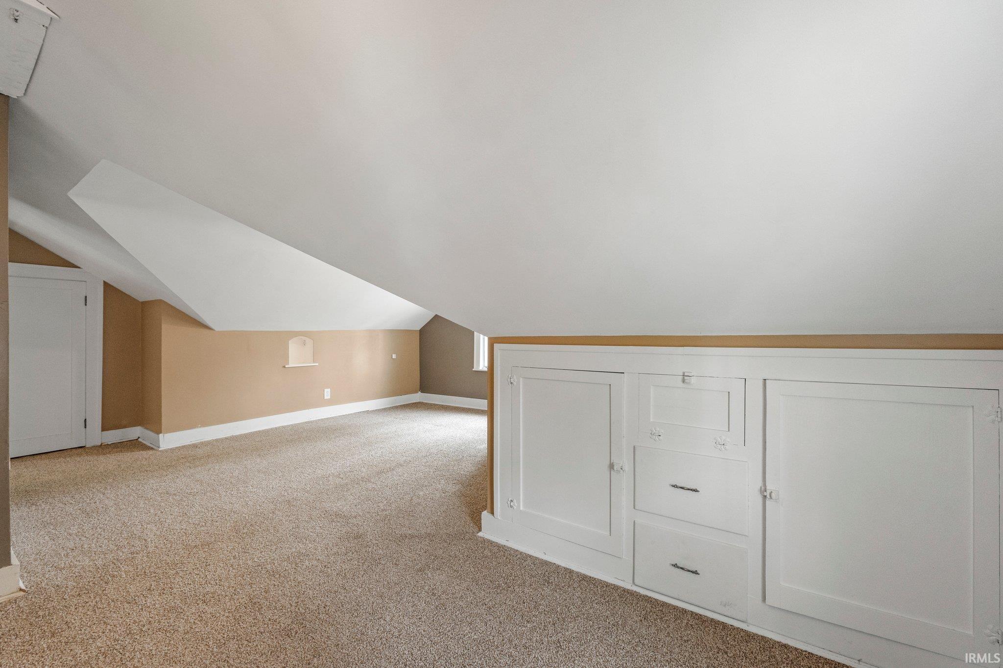 285 North Center Street Waterloo, IN 46793 - Photo 10 of 36 Gallery Image 10