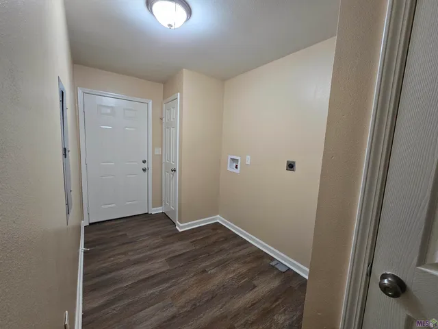 $1,600 | 8914 Hooper Road, Baton Rouge, LA 70818