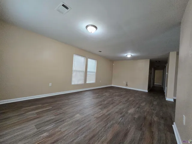 $1,600 | 8914 Hooper Road, Baton Rouge, LA 70818