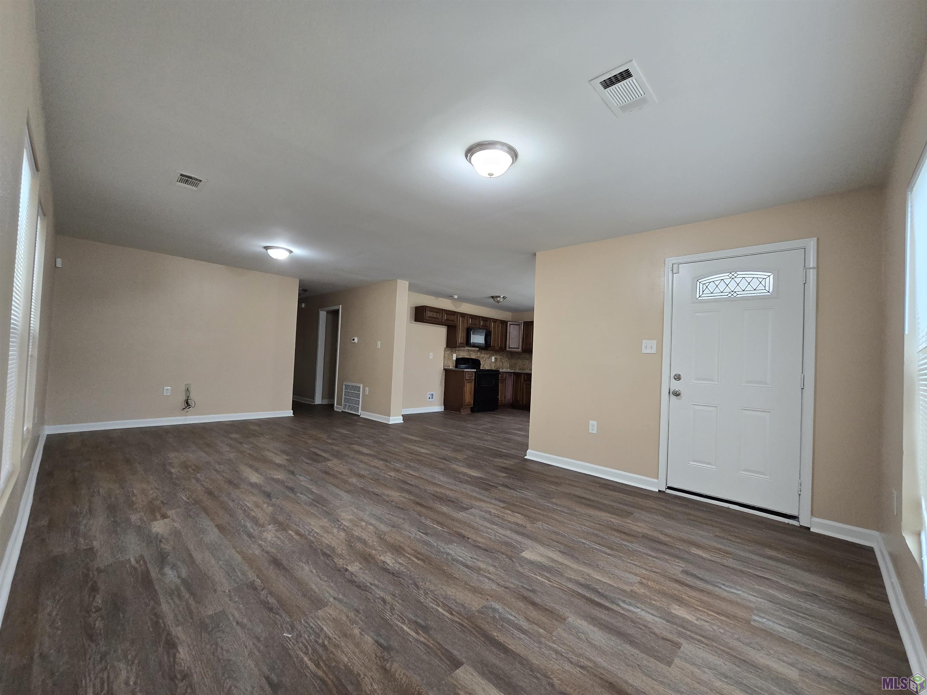 8914 Hooper Road Baton Rouge, LA 70818 - Photo 2 of 21