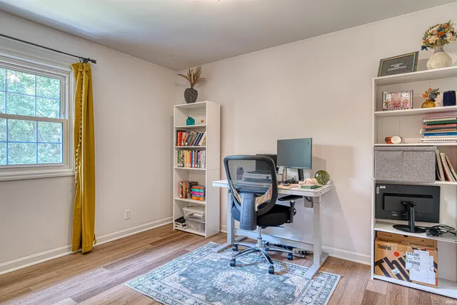 $430,000 | 5633 Byerson Drive, Newburgh, IN 47630