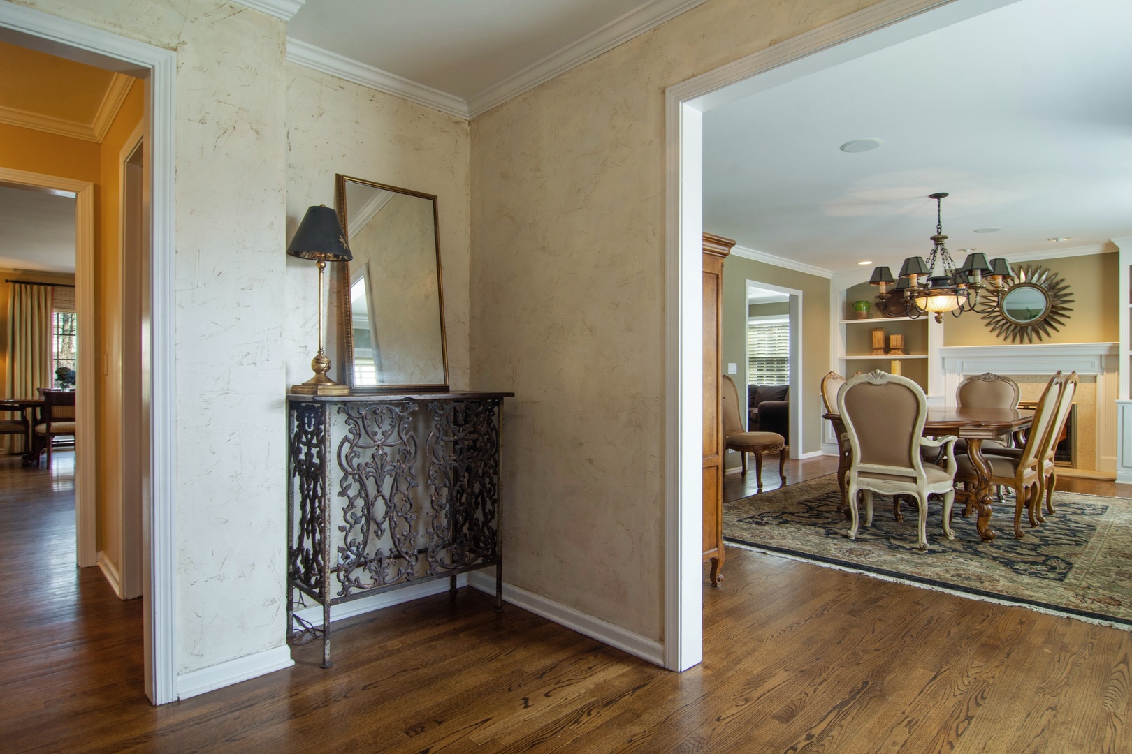 2540 Shannon Road Northbrook, IL 60062 - Photo 3 of 32 a view of a dining room with furniture and wooden floor