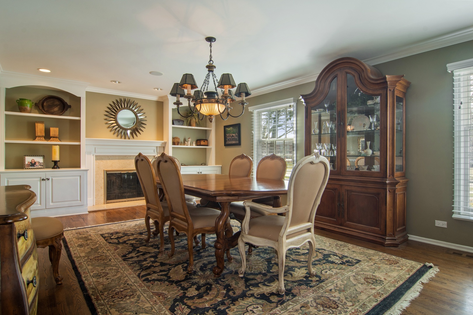 2540 Shannon Road Northbrook, IL 60062 - Photo 4 of 32 a view of a dining room with furniture window and wooden floor