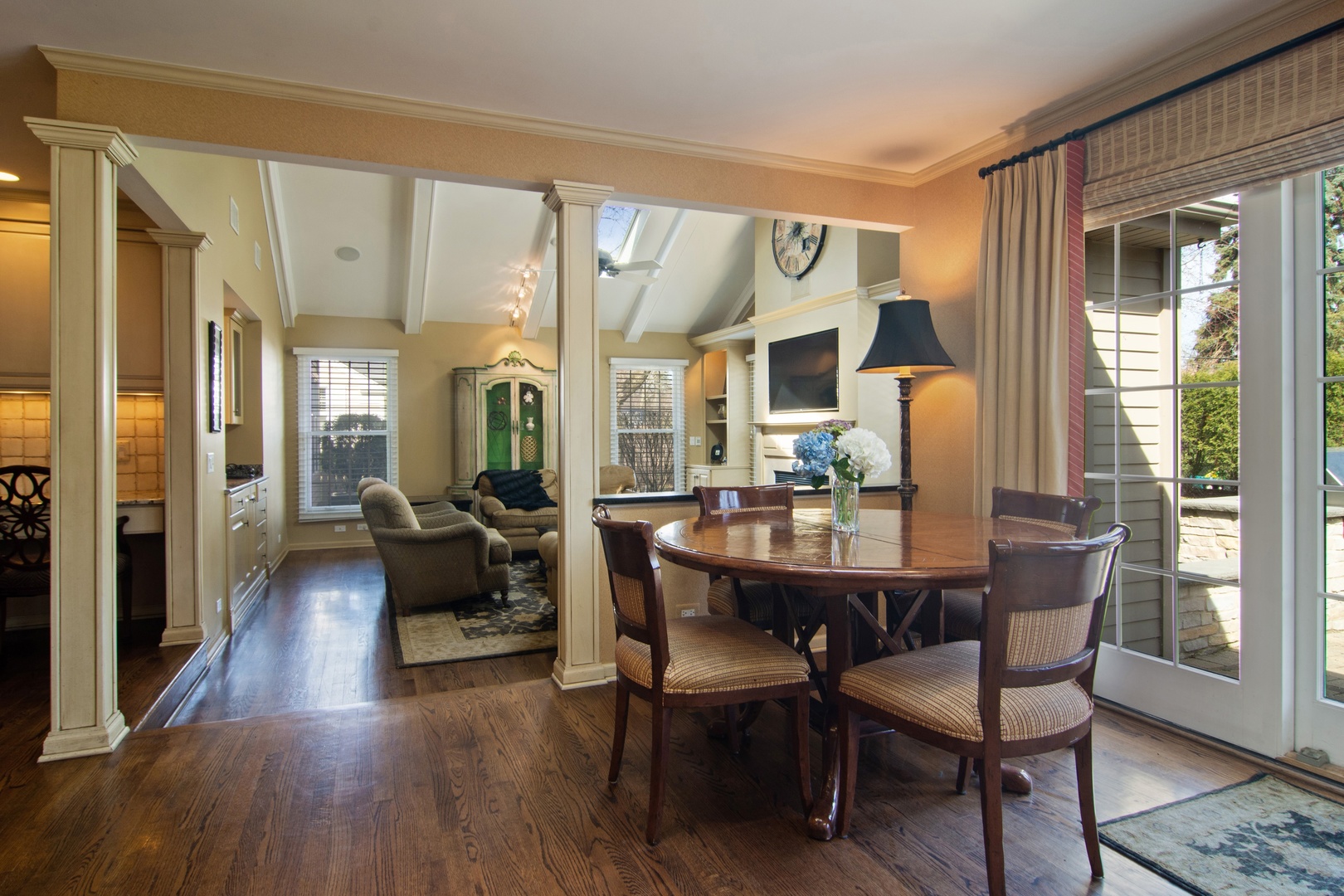 2540 Shannon Road Northbrook, IL 60062 - Photo 9 of 32 a view of a dining room with furniture window and wooden floor