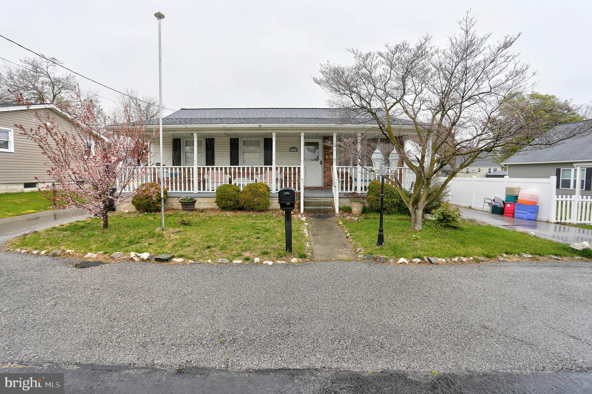 252 Asbury Road Pasadena, MD 21122 - Photo 1 of 34 Gallery Image 1