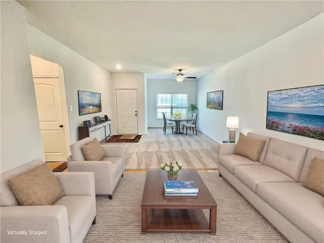 $1,895 | 126 Fox Glen Trail, Jarrell, TX 76537