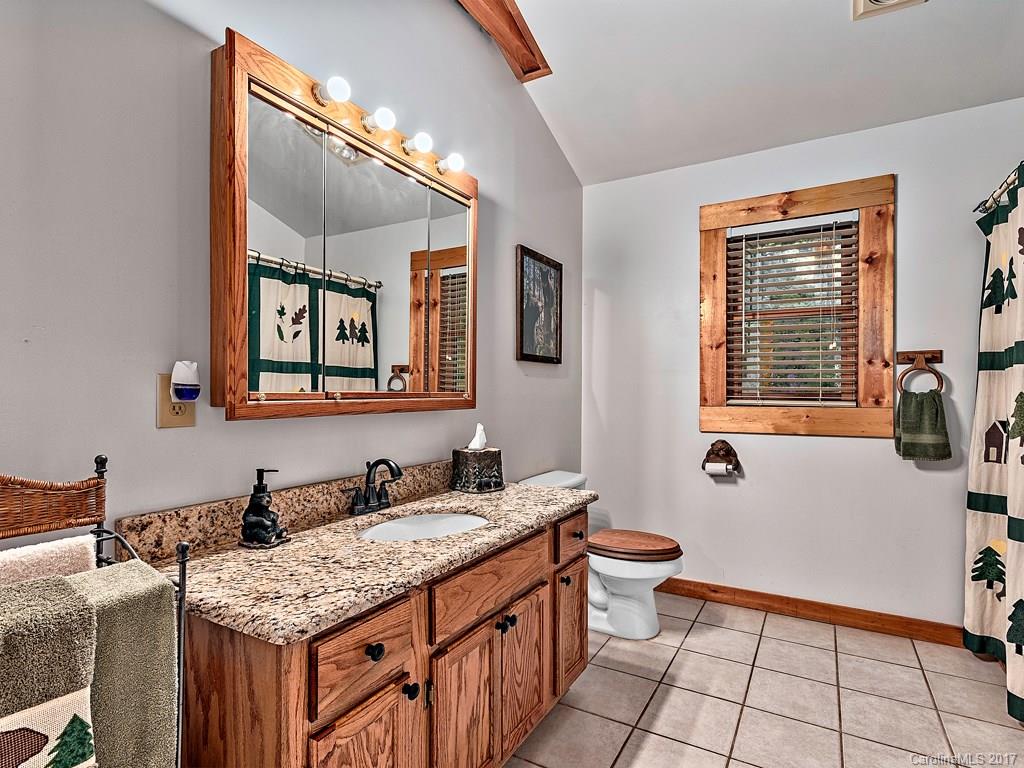 1730 Old Country Road Waynesville, NC 28786 - Photo 11 of 20 Gallery Image 11
