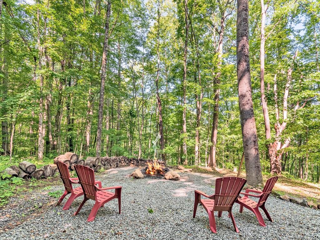 1730 Old Country Road Waynesville, NC 28786 - Photo 16 of 20 Gallery Image 16